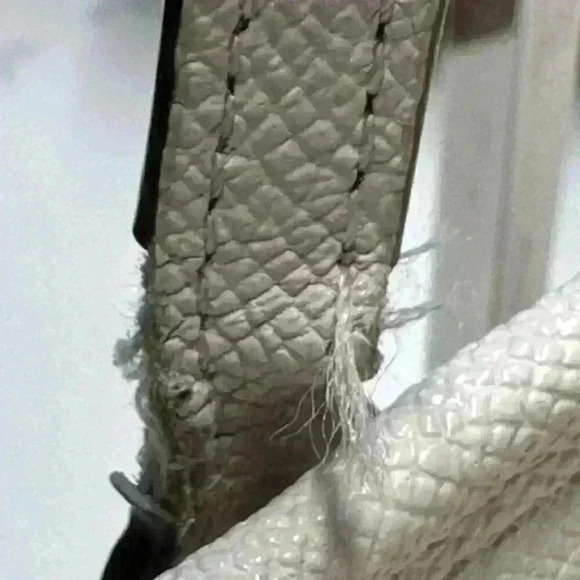 Coach City Zip Tote Shoulder Bag Chalk Cross Grain Leather F58846 - Picture 10 of 16